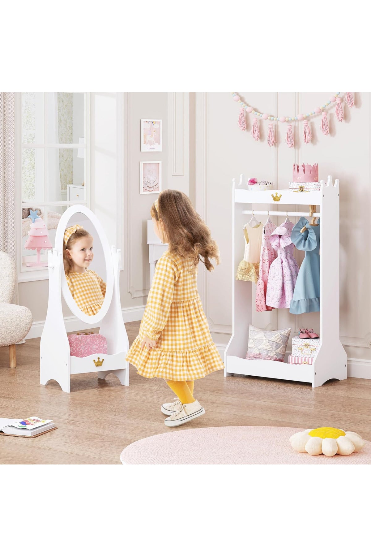 Hernest ÇOCUK KOSTÜM SAKLAMA STANDI VE ÇOCUK BOY AYNASI